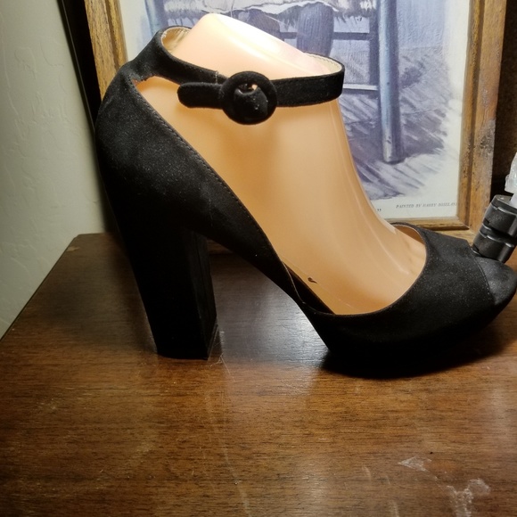 High heels in Black Suede - Picture 2 of 8